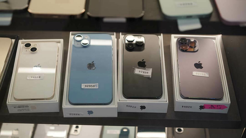iPhone 14 / 15 全新盒裝收購展示|手機回收高價行情參考
